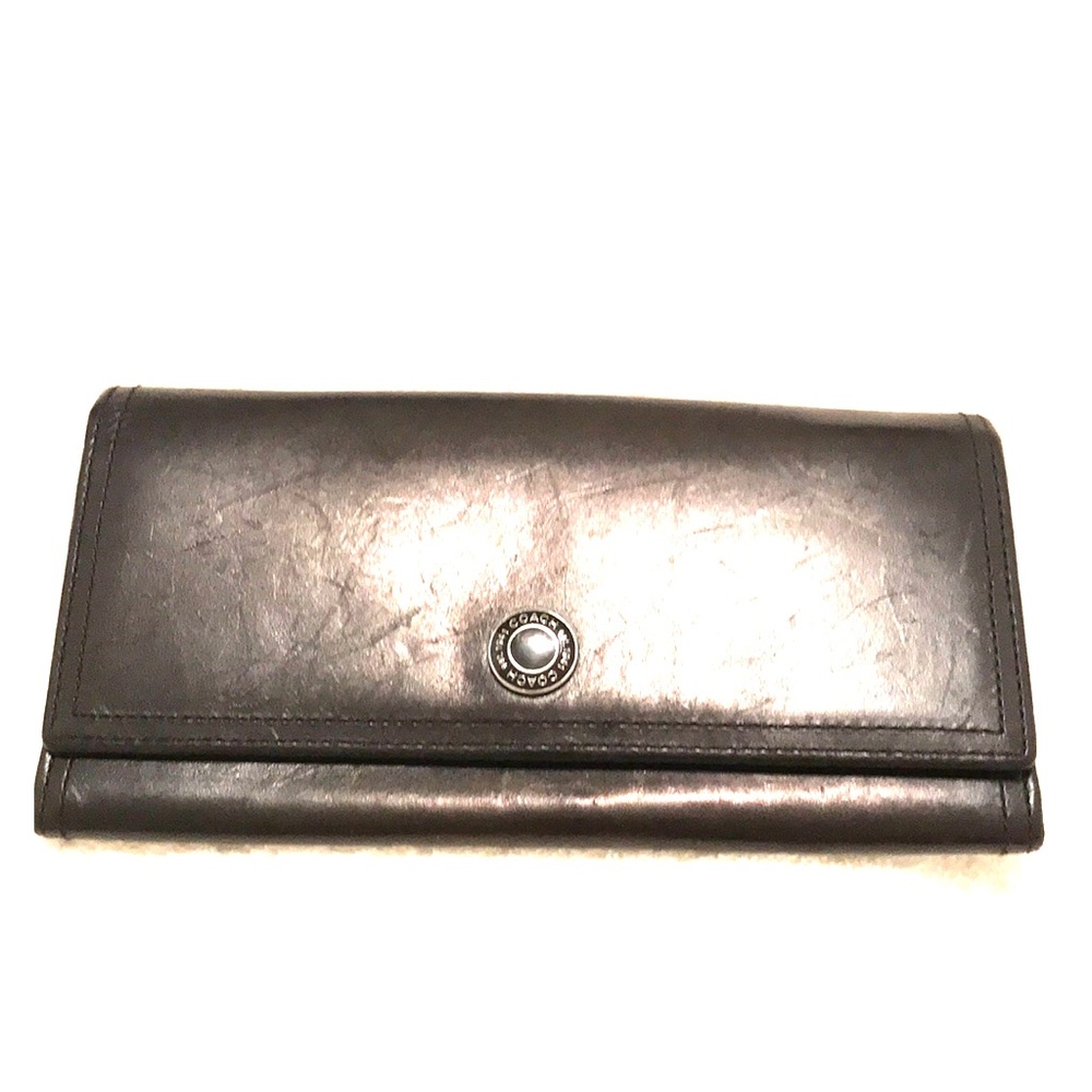 Black long wallet